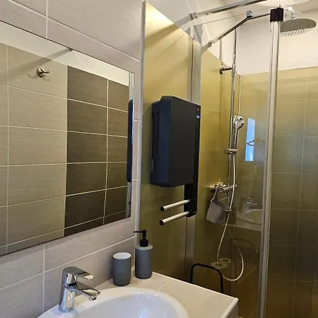 T2 Dolce & C4 Vue Et Piscine Apartment *
