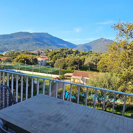 T2 Dolce & C4 Vue Et Piscine