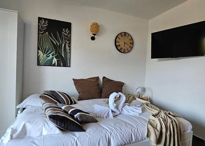 T2 Dolce & C4 Vue Et Piscine * Propriano (Corsica)